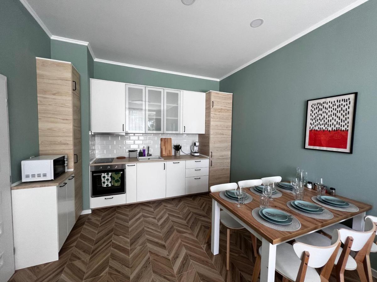 Las Brisas Garden Apartment Burgas Exterior photo